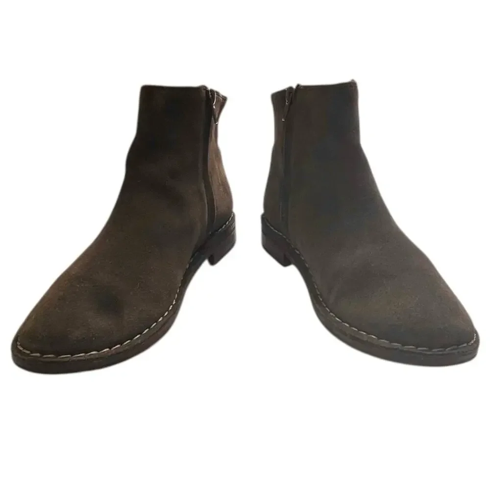 Clarks Cabaret Ruby Boots 7.5 Khaki Taupe Suede Asymmetric Zip Ankle Bootie